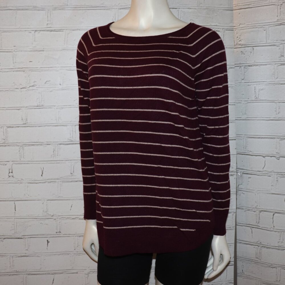 🍷🤍📶 Pink Clover Top · Maroon + White Stripes · Size L · Long Sleeve